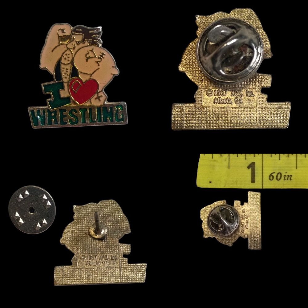 Vintage I Love Wrestling Wrestler WWF WCW NWO Showing Muscle Arm Lapel Hat Pin